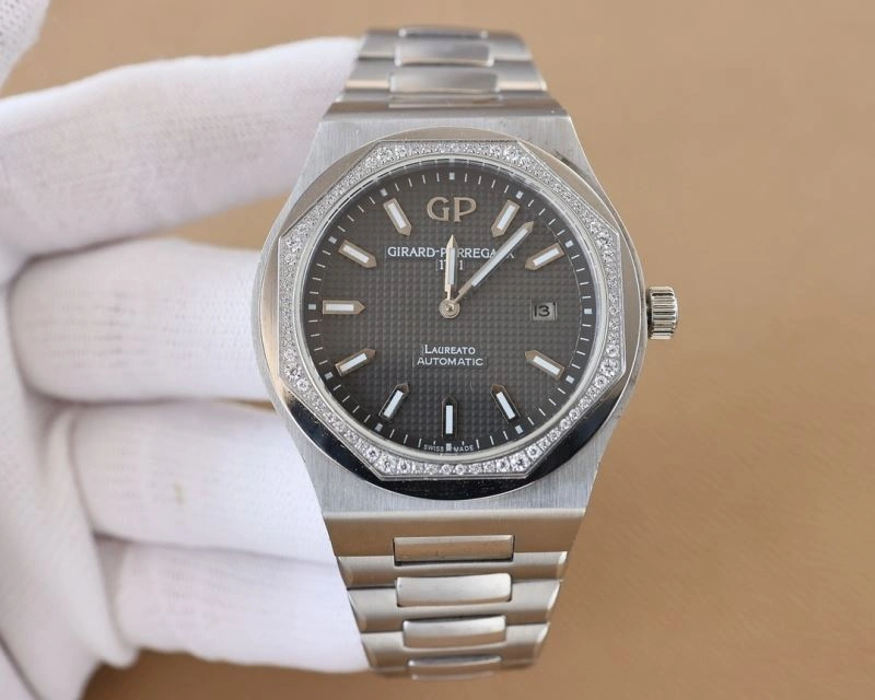 GIRARD-PERREGAUX Watches ZipUp 182597
