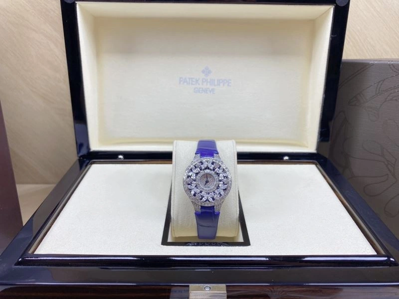 GLASHUTTE Watches UrbanStyle 182699