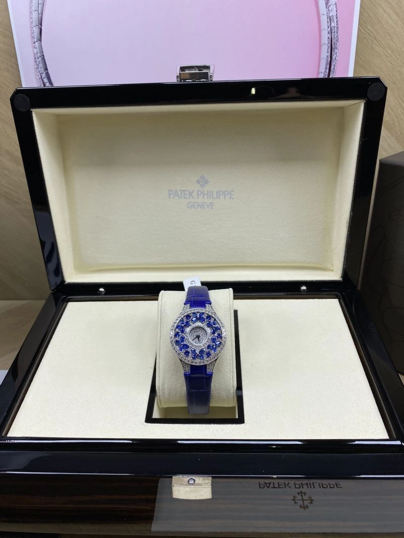 Comfortable GLASHUTTE Watches 182706