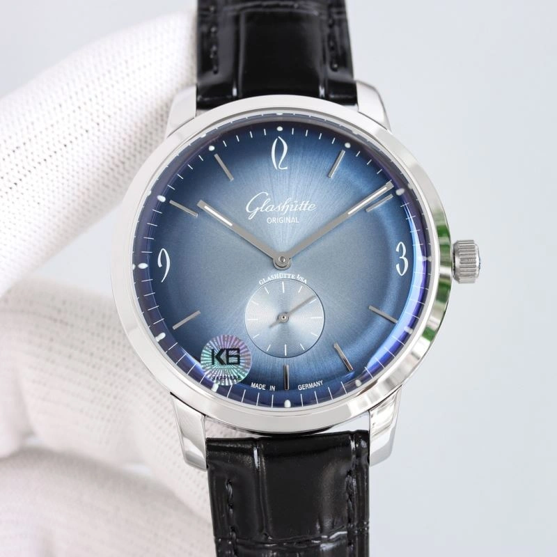 Compact GLASHUTTE Watches 182680