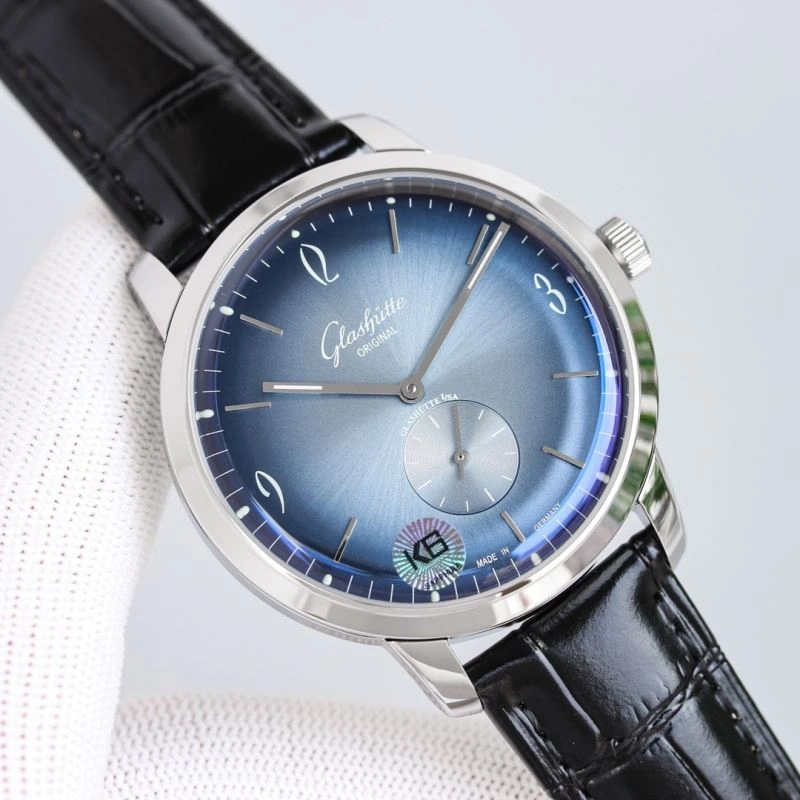Compact GLASHUTTE Watches 182680