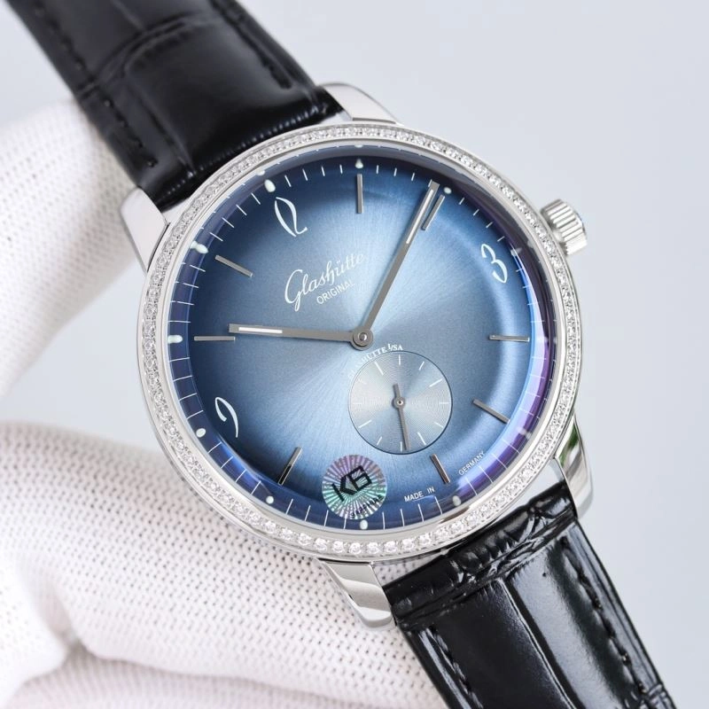 Compact GLASHUTTE Watches 182680