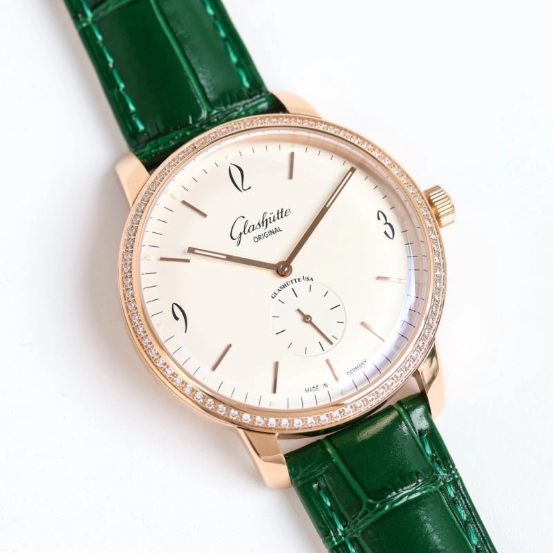 GLASHUTTE Watches TimelessDesign 182678