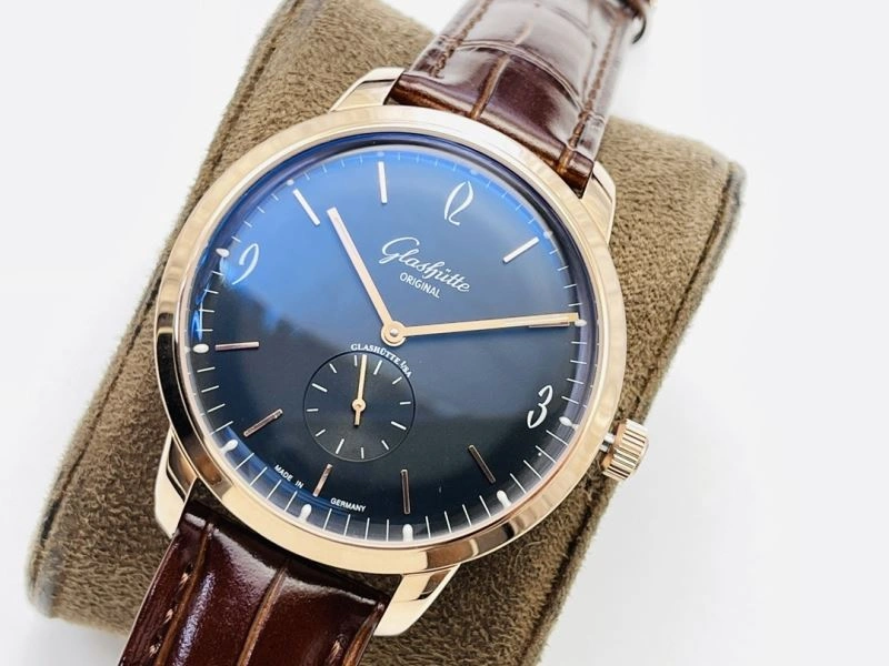 GLASHUTTE Watches Compact 182668