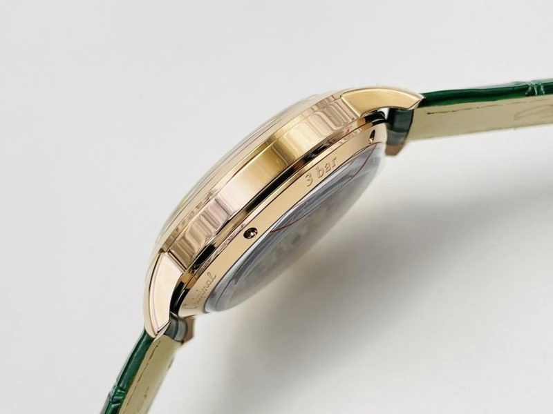 GLASHUTTE Watches Breathable 182658