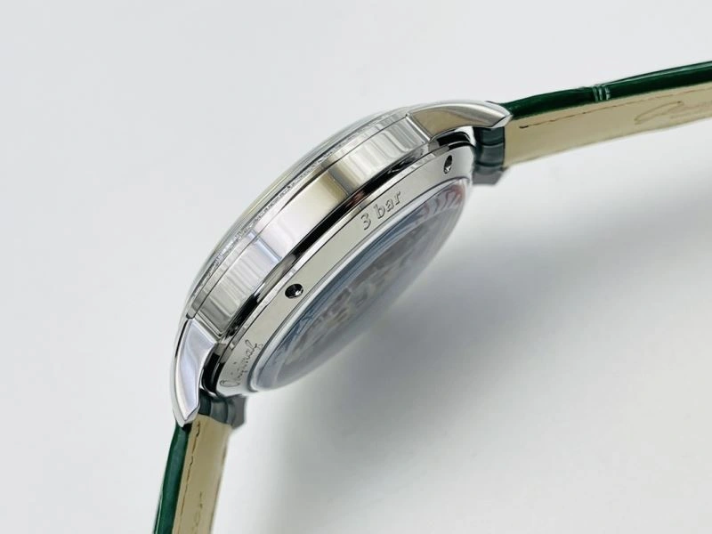 GLASHUTTE Watches Breathable 182656
