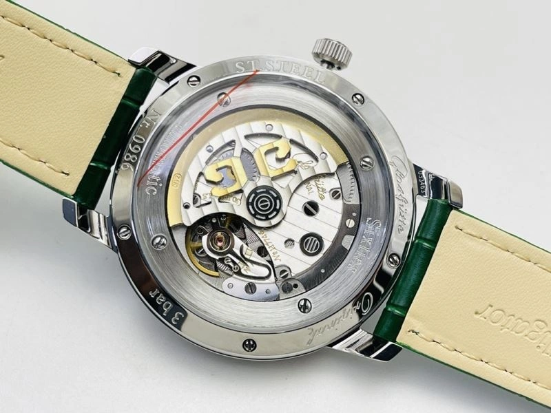 GLASHUTTE Watches Breathable 182656