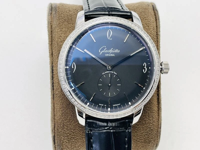GLASHUTTE Watches Youthful 182662