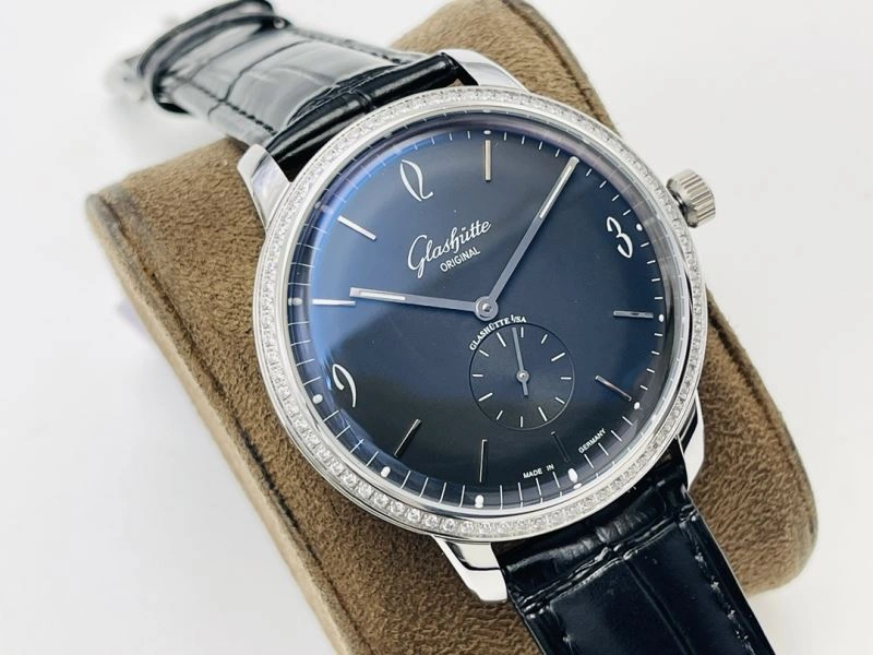 GLASHUTTE Watches Youthful 182662