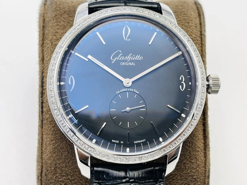 GLASHUTTE Watches Youthful 182662