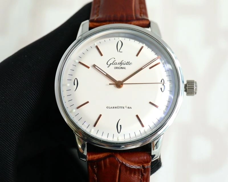 Comfortable GLASHUTTE Watches 182663