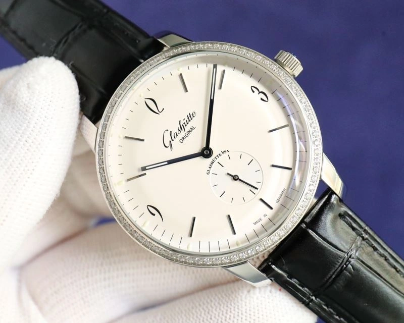 EyeCatching GLASHUTTE Watches 182646