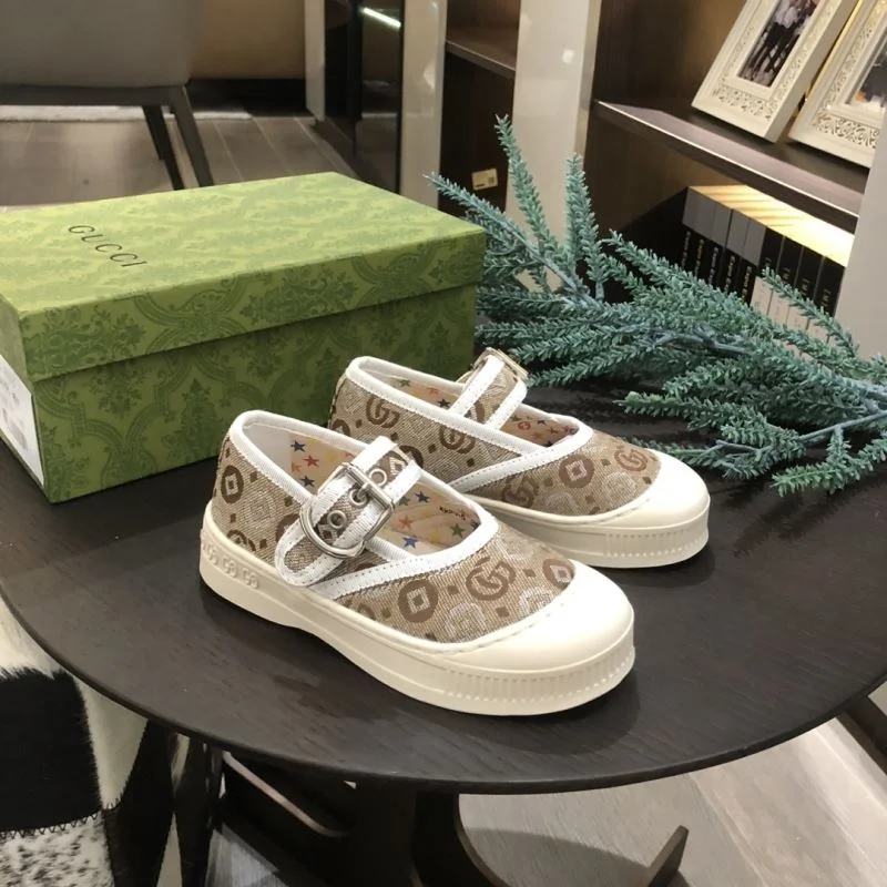 Flexible GUCCI SHOES 29679
