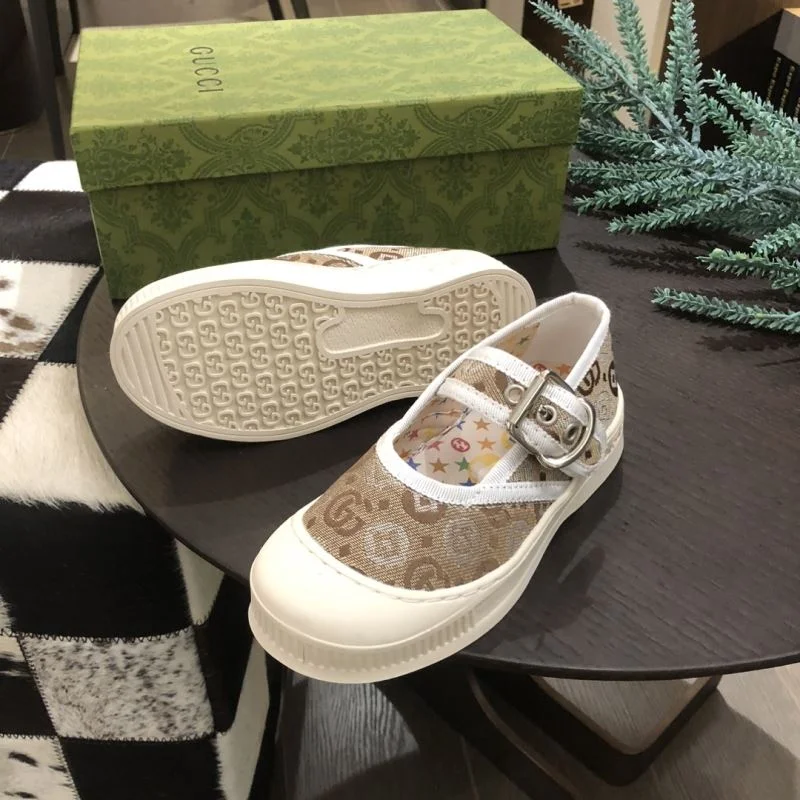 Flexible GUCCI SHOES 29679