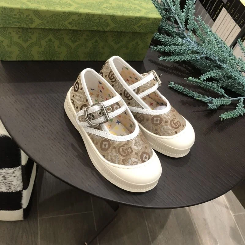 Flexible GUCCI SHOES 29679