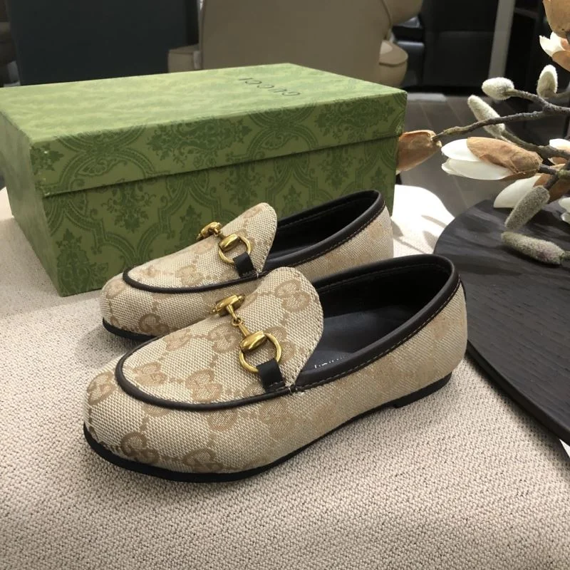 Sophisticated GUCCI SHOES 29669