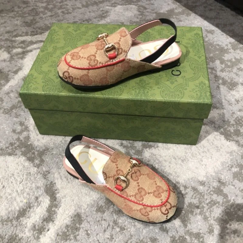 GUCCI SHOES Cozy 29594
