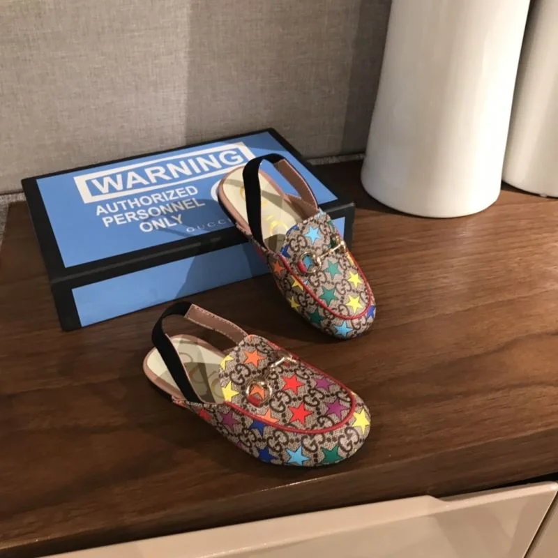 Fashionable GUCCI SHOES 29579