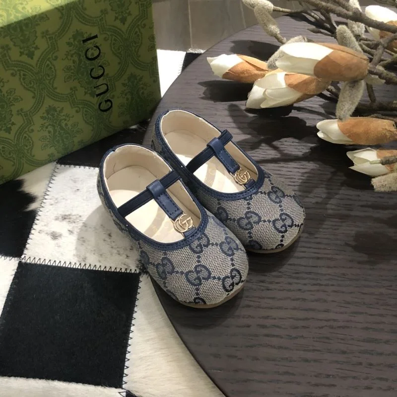 Minimalist GUCCI SHOES 29538