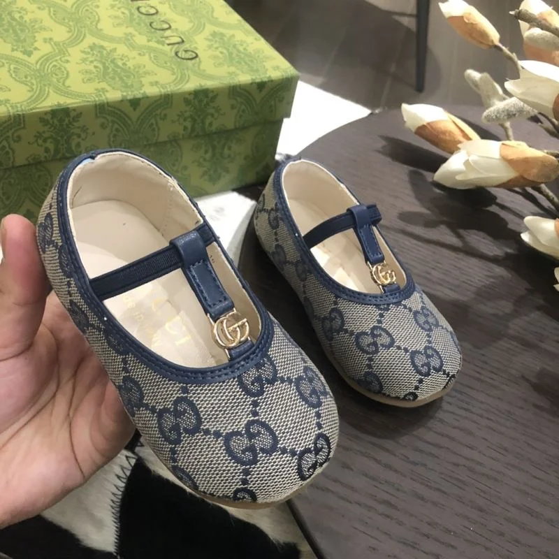 Minimalist GUCCI SHOES 29538
