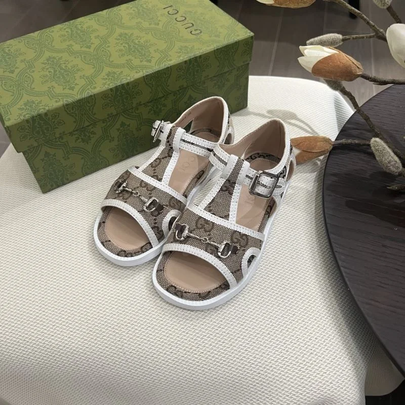 Comfortable GUCCI SHOES 29561
