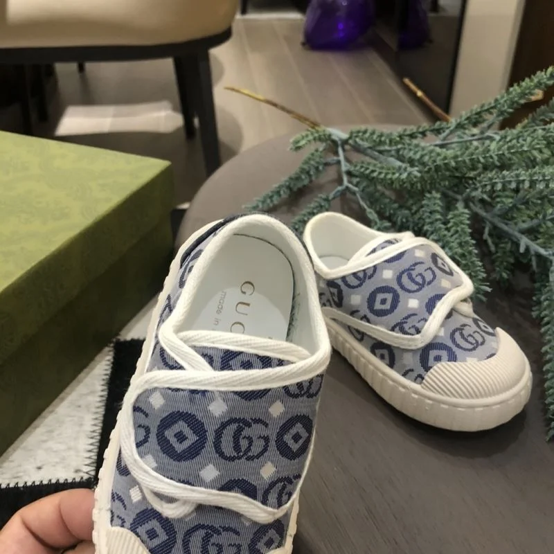 Affordable GUCCI SHOES 29542