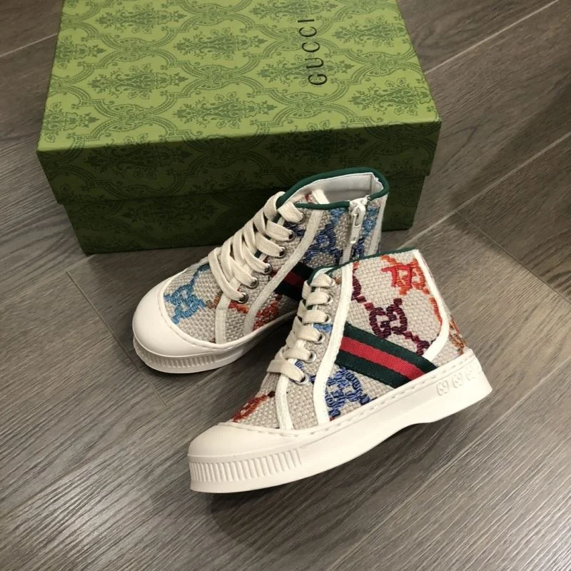 GUCCI SHOES Minimalist 30207