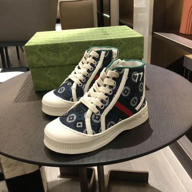 GUCCI SHOES DailyWear 30217