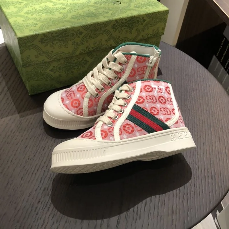 SoftTouch GUCCI SHOES 30220