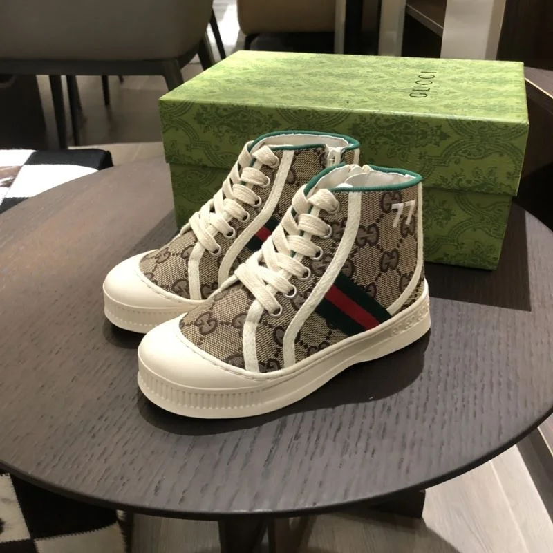GUCCI SHOES Trendsetting 30219