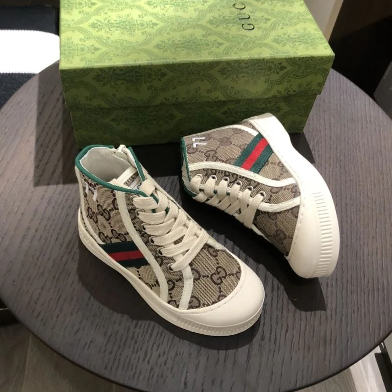 GUCCI SHOES Trendsetting 30219