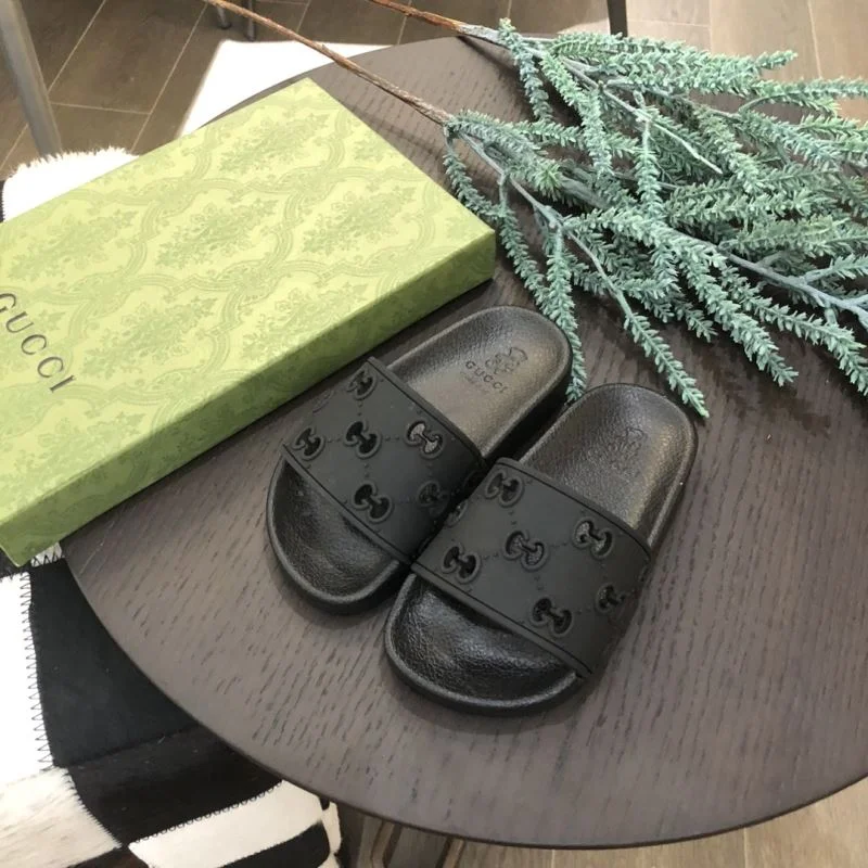 Trendy GUCCI SHOES 30196