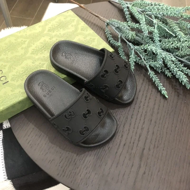 Trendy GUCCI SHOES 30196