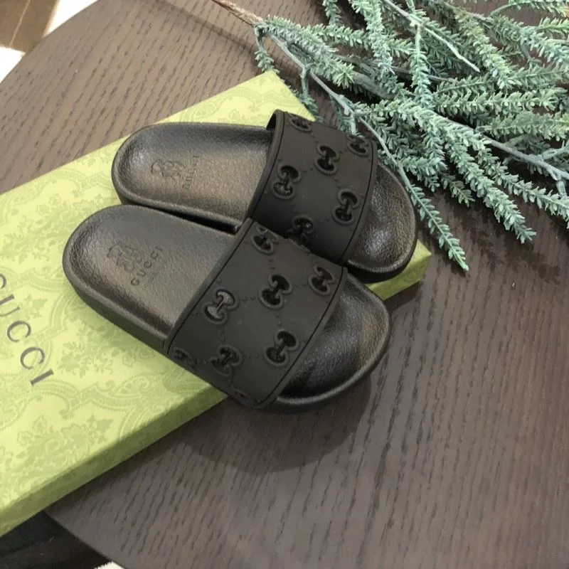 Trendy GUCCI SHOES 30196