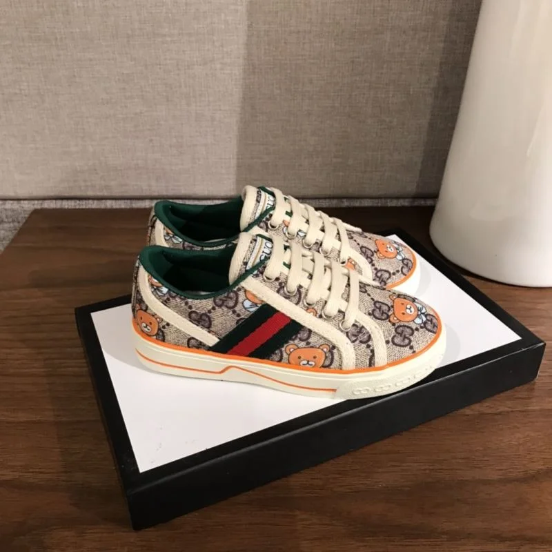 Casual GUCCI SHOES 30188