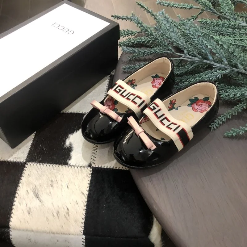 Comfortable GUCCI SHOES 30193
