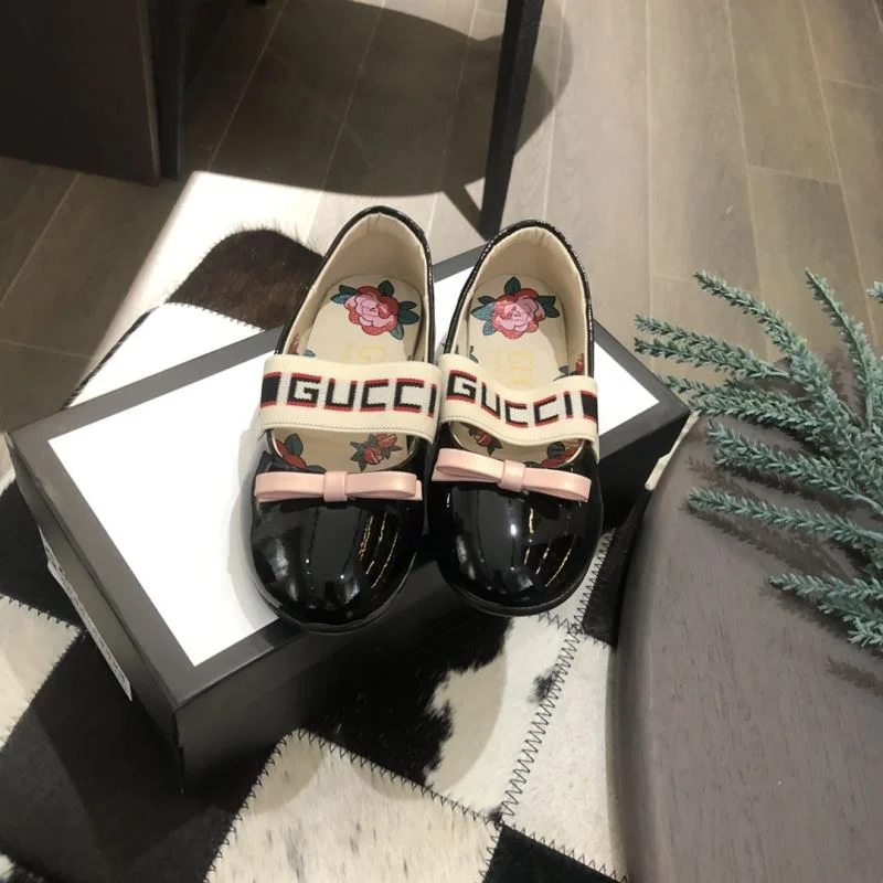 Comfortable GUCCI SHOES 30193