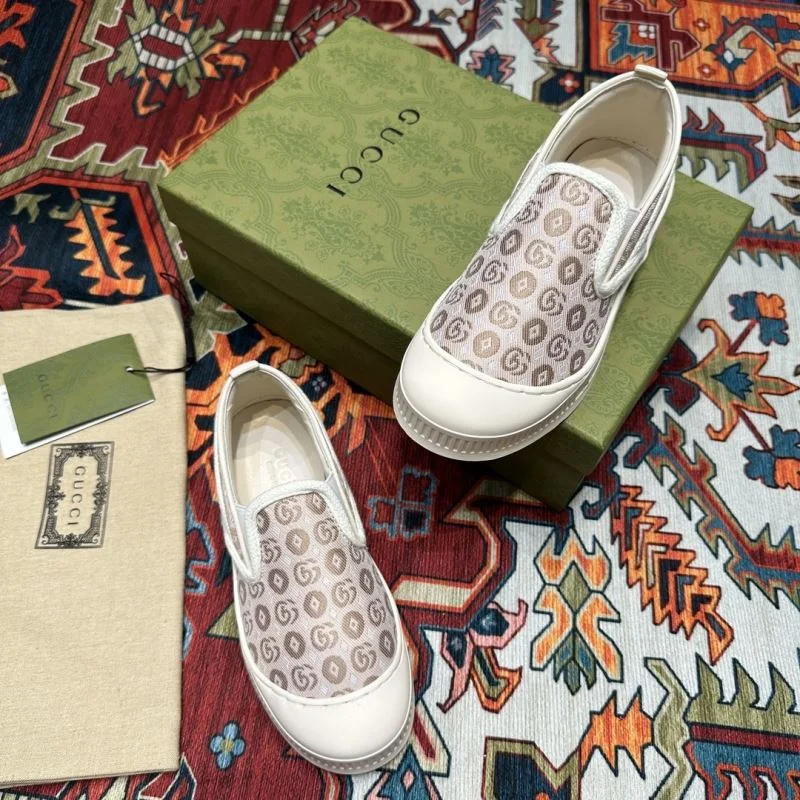 Vibrant GUCCI SHOES 30184
