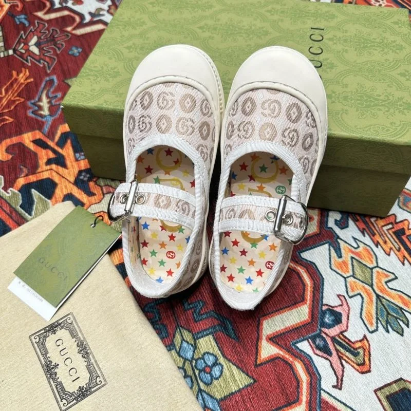 Lightweight GUCCI SHOES 30177