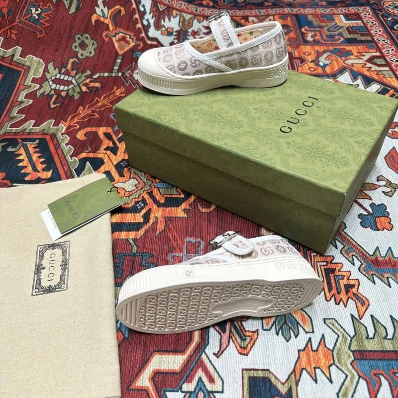 Lightweight GUCCI SHOES 30177