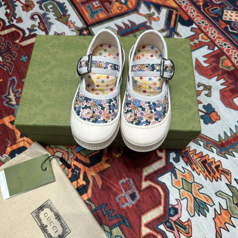 GUCCI SHOES ComfortFit 30165