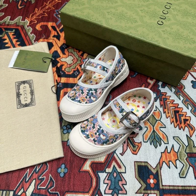 GUCCI SHOES ComfortFit 30165