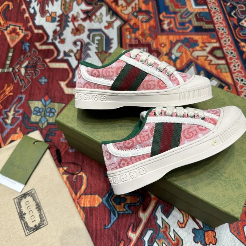 GUCCI SHOES Elegant 30173