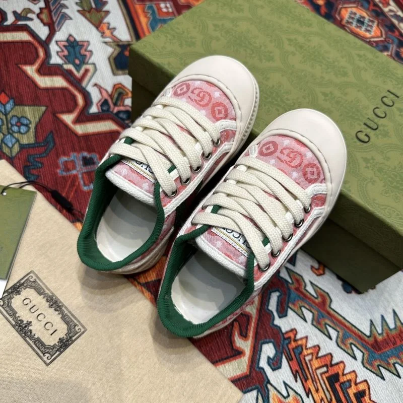 GUCCI SHOES Elegant 30173