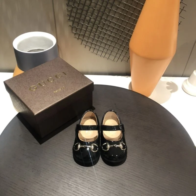 Contemporary GUCCI SHOES 29991