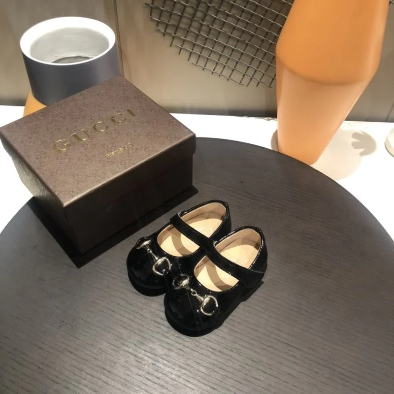 Contemporary GUCCI SHOES 29991