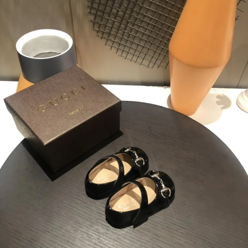 Contemporary GUCCI SHOES 29991