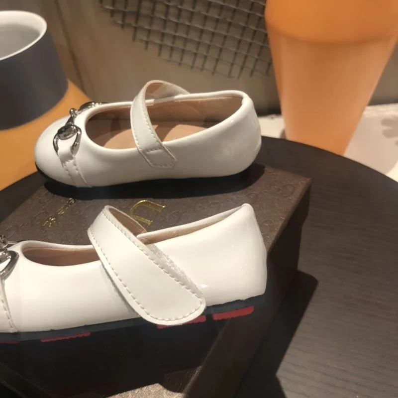 Casual GUCCI SHOES 29986