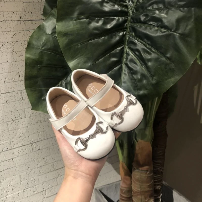 Casual GUCCI SHOES 29986