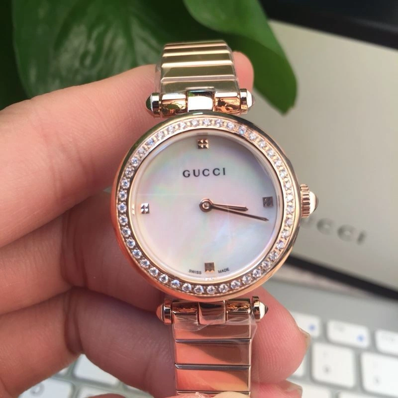 Seasonal GUCCI Watches 183482